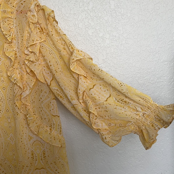 Yellow Dress - Picture 2 of 6